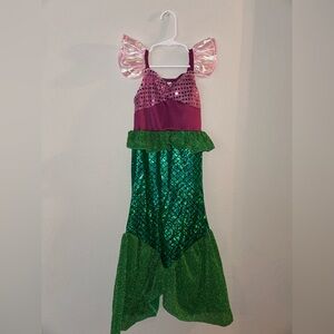 EUC Mermaid dress. Worn once for a picture 6Y